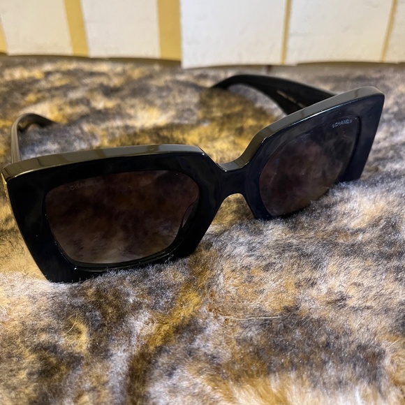 CHANEL Acetate Rectangle Sunglasses 5435-A Black! main image 13